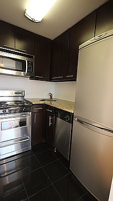 1st image of 460 W 50th St APT 3C