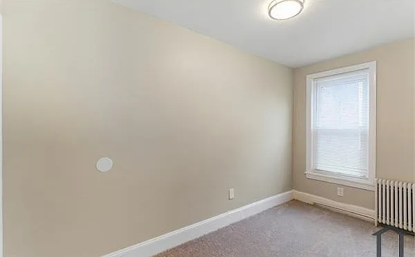 2530 Collins St — Photo 6