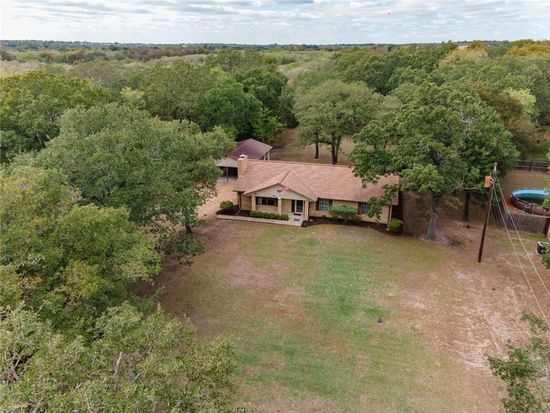765 Goetz Rd Cameron Tx 76520 Zillow