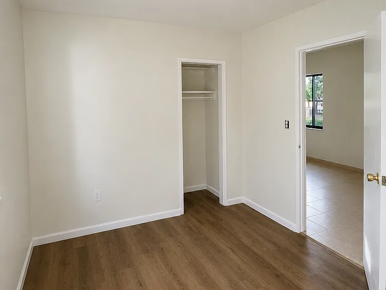 1022 Geraghty Ave #1022A — Photo 3