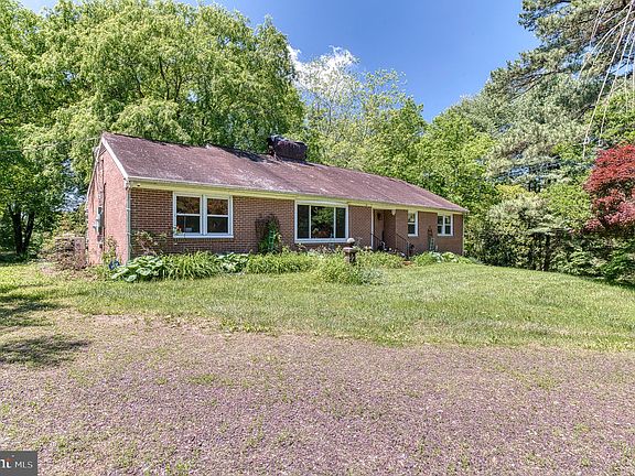 3rd image of 12158 Sperryville Pike