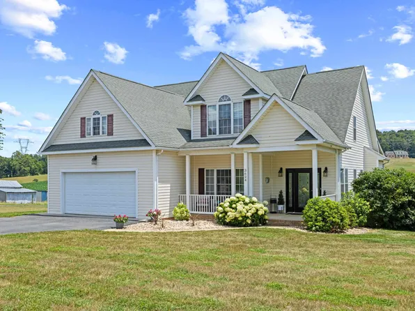 3624 Old Greenville Rd, Staunton, VA 24401