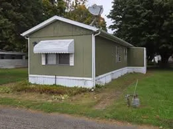 406 S 4th St, Lake City, PA 16423