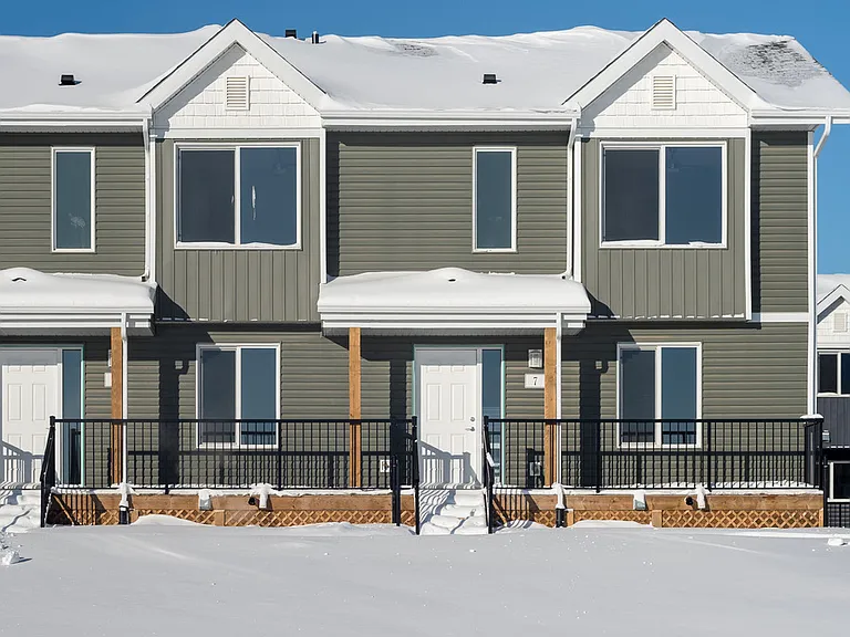 401 Athabasca Ave — Photo 57