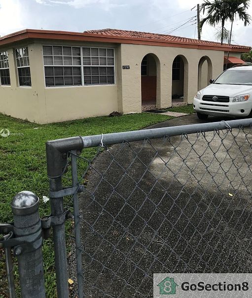 1st image of 17181 N Miami Ave
