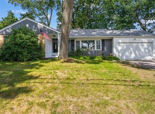 139 Rangeley Rd, Cranston, RI 02920