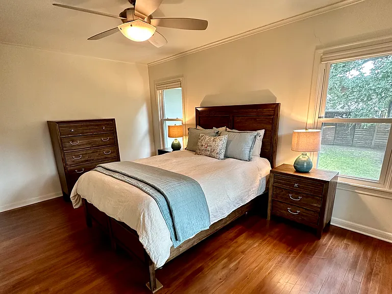 Bedroom #2 (Queen shown)
