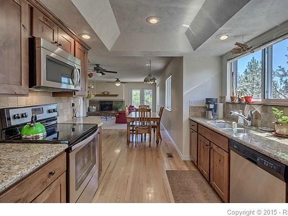 Large window allows you to enjoy the outdoors while preparing your meals!