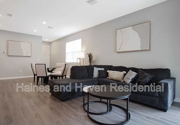 832 Blue Creek Dr — Photo 14
