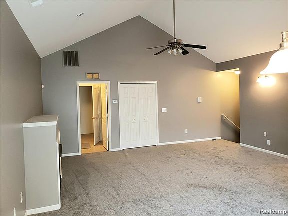 4th image of 25808 Maritime Cir S #25808