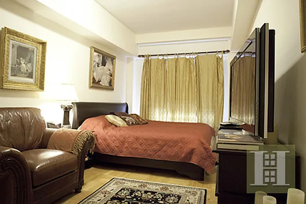 Rented by Halstead Real Estate | media 58