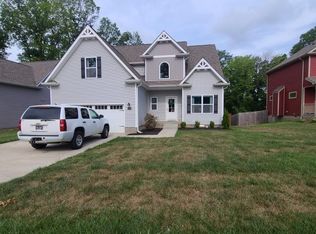 1308 Sussex Dr, Clarksville, TN 37042