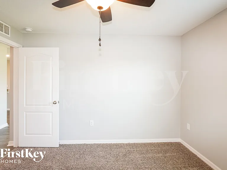 12002 Callicarpa Ln — Photo 8