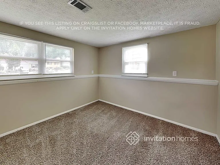 390 Hembree Forest Cir — Photo 13