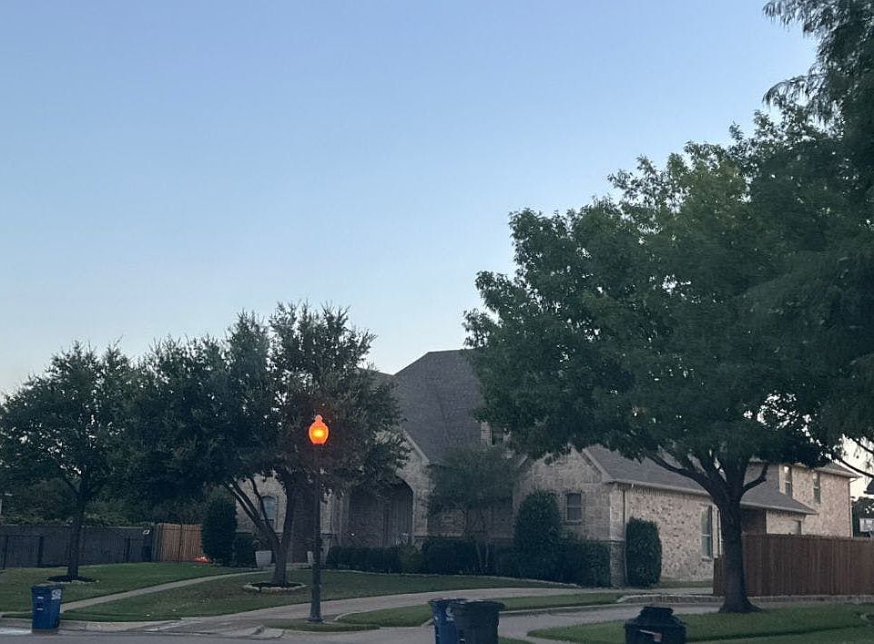1st image of 1633 Willow Glen Ct