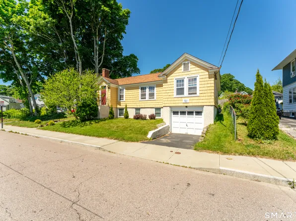 36 Briggs Street, New London, CT 06320