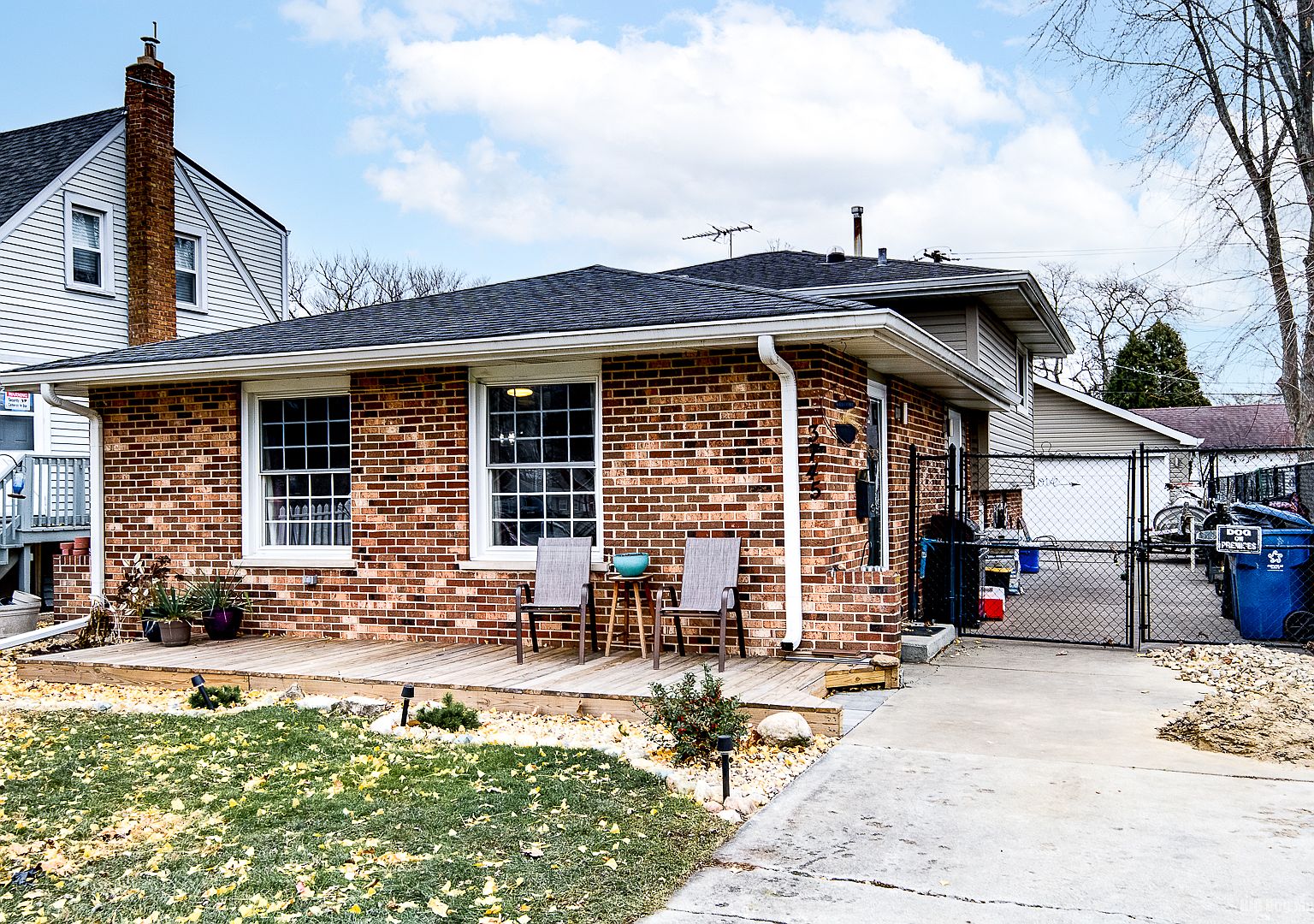 3745 Park Ave, Steger, IL 60475 | Zillow
