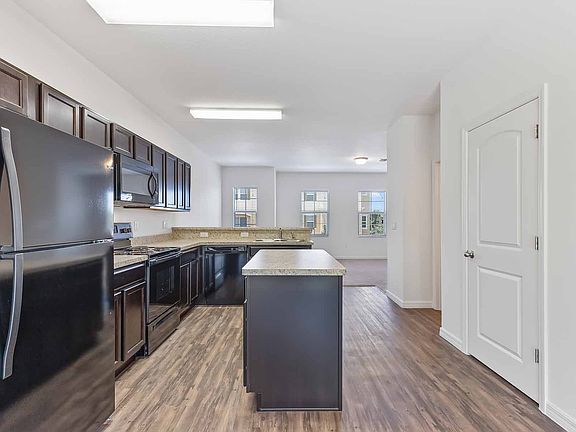 Chef-ready kitchen with energy efficient appliances