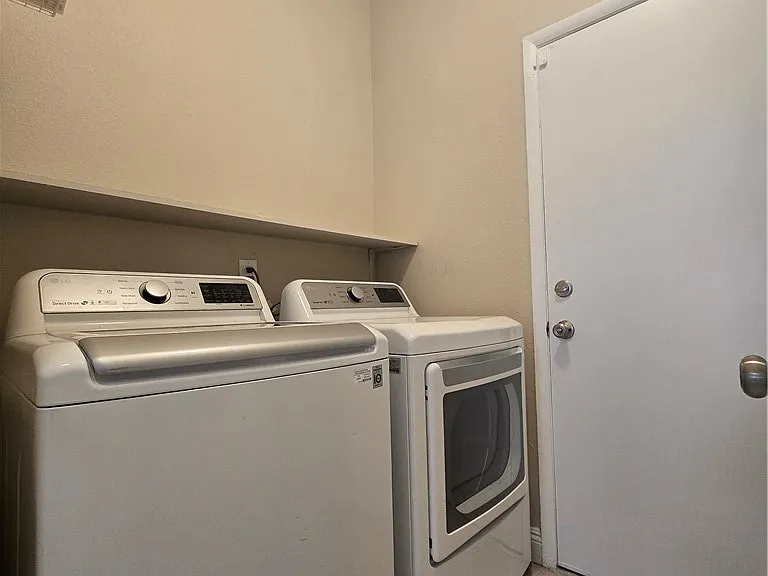 2809 Albrook Cir — Photo 31
