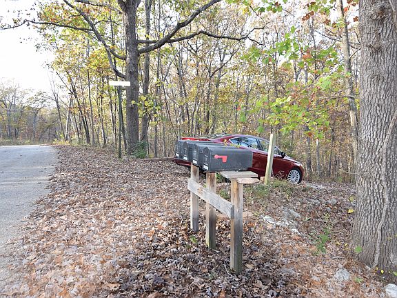 By Hwy 5. Asphalt to Gravel 