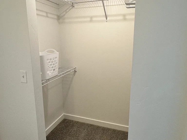 860 Place Townhomes — Photo 19