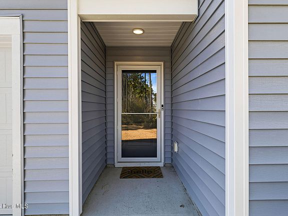 3rd image of 141 Fresh Air Drive