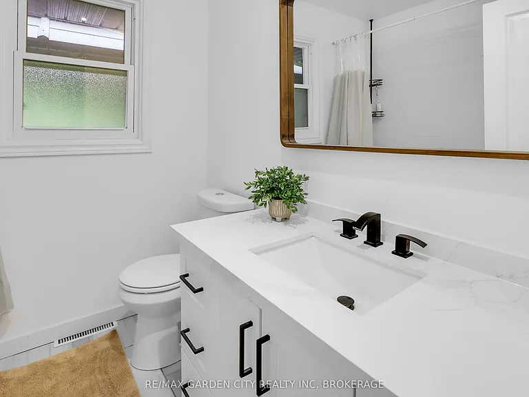 18 Wakil Dr #1 — Photo 12