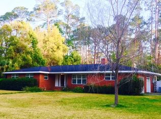 118 Park Ln, Jesup, GA 31546