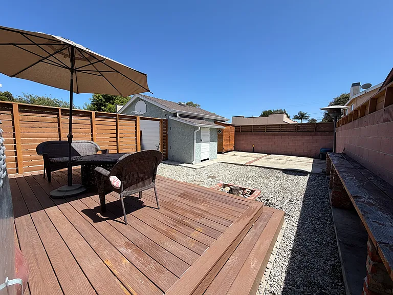 957 W Summerland Ave — Photo 15