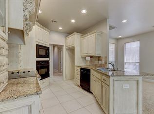 4617 Olde Village Cir, Edmond, OK 73013