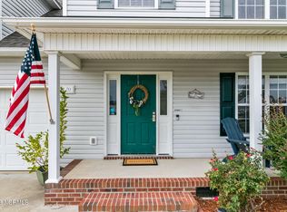 20 Macon Ct W, Sanford, NC 27332