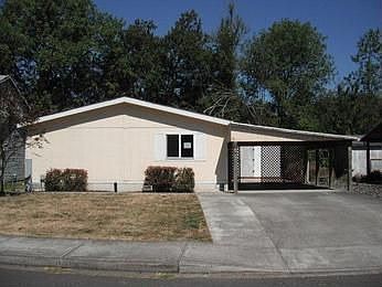1st image of 1820 NE 82nd St