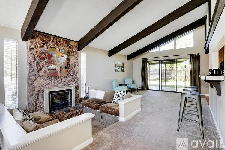 9101 Yount Ct — Photo 9