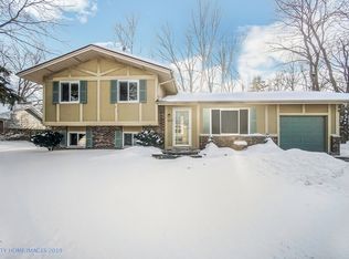 659 Bedford Dr, Crystal Lake, IL 60014