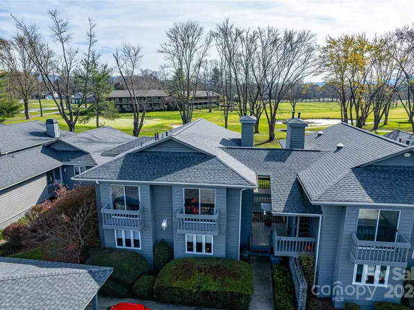 33 Southern Fairway Ct #1A, Etowah, NC 28729