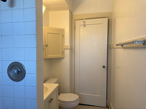 5th image of 1633 Melrose Ave #23d313f3d