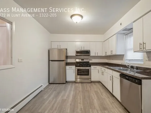 1322 W Lunt Ave APT 205, Chicago, IL 60626
