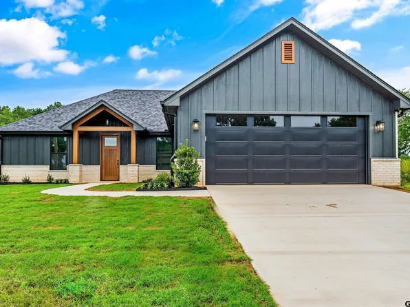 2051 County Road 2138, Troup, VA 75789