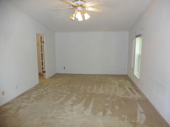 5th image of 234 Pine Cone Ln
