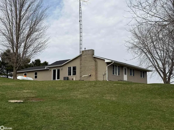 379 460th Ave, Grinnell, IA 50112