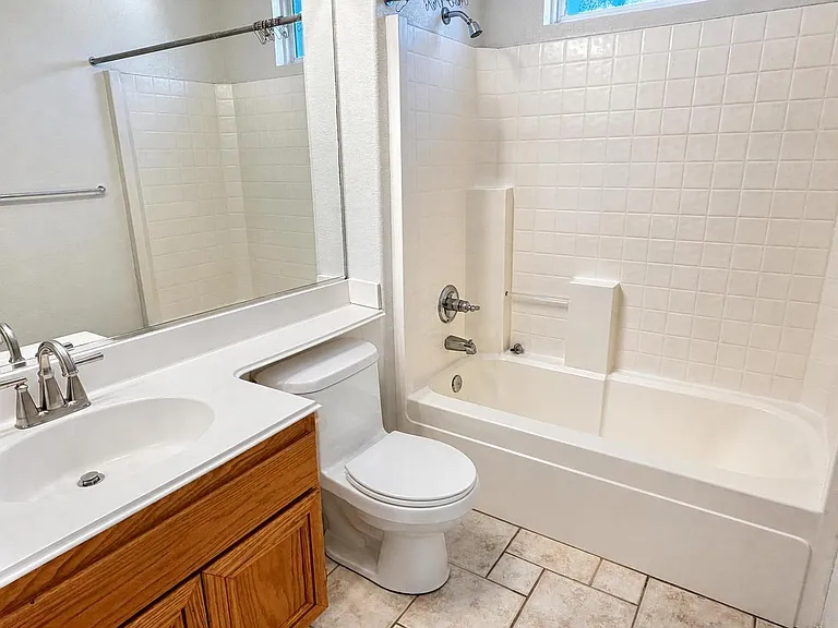 108 Citrus Ranch Rd — Photo 12