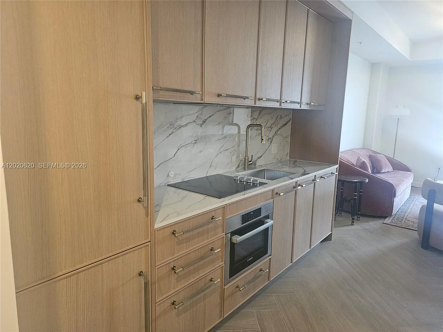 Nomad Condo — Photo 3