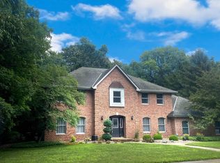 11620 N Strathmoore Ct, Dunlap, IL 61525