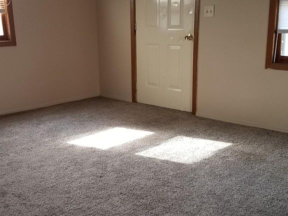 3rd image of 2107 Charles St