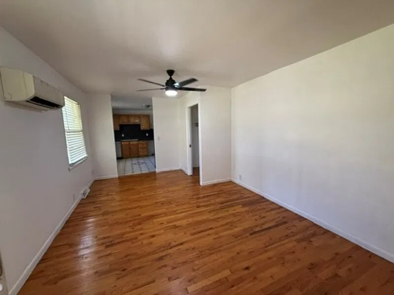 1 bed, 1.0 bath, 700 sqft, $1,395 — Photo 2
