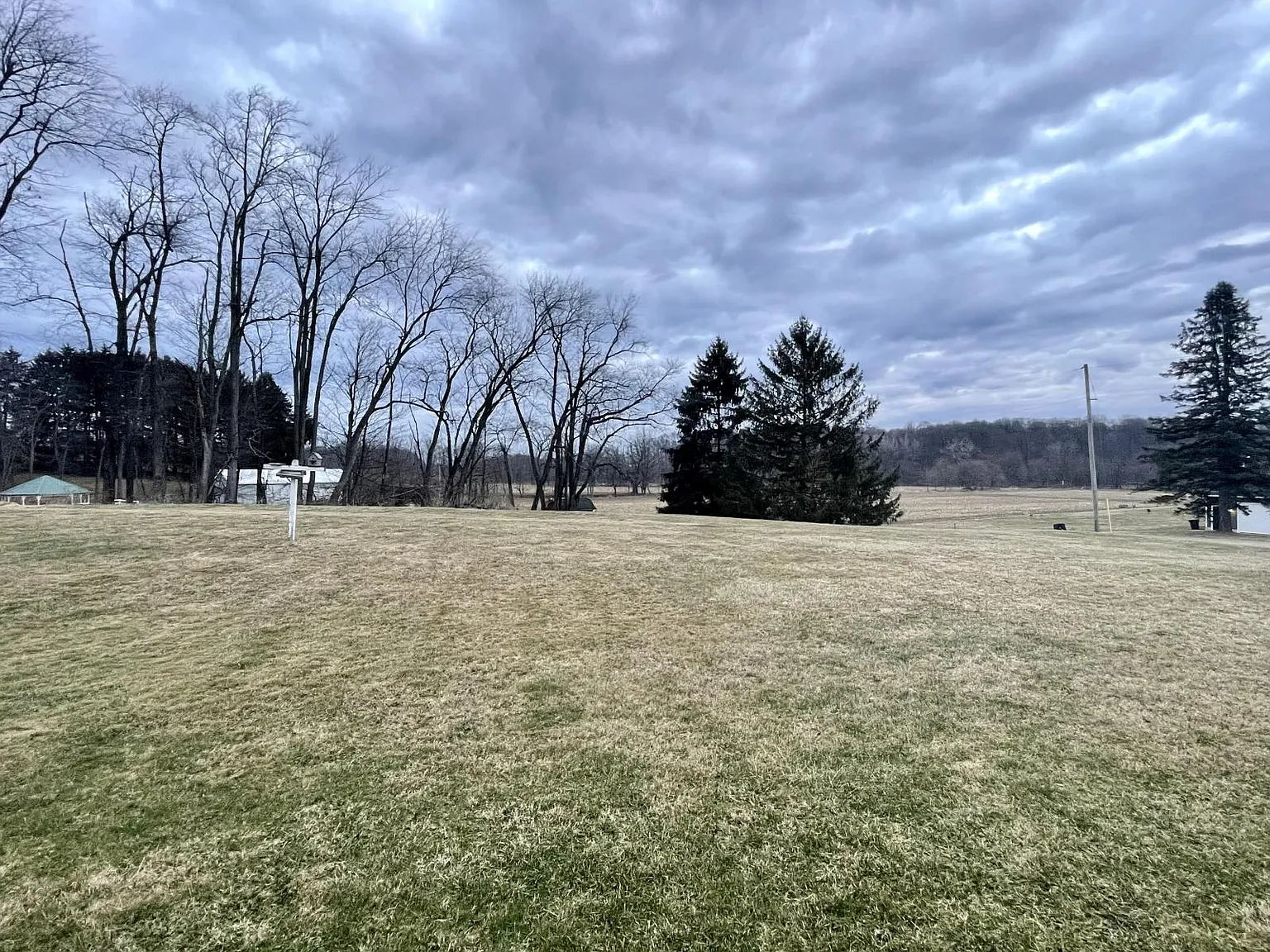 2 bed, $1,100 — Photo 3