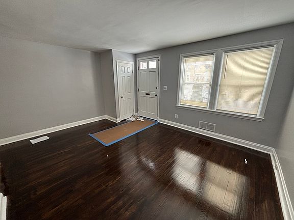 2nd image of 3999 Lyndale Ave
