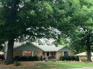 2906 Kay Ln, Springdale, AR 72762