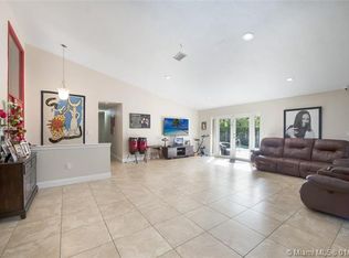 12220 SW 94th St, Miami, FL 33186