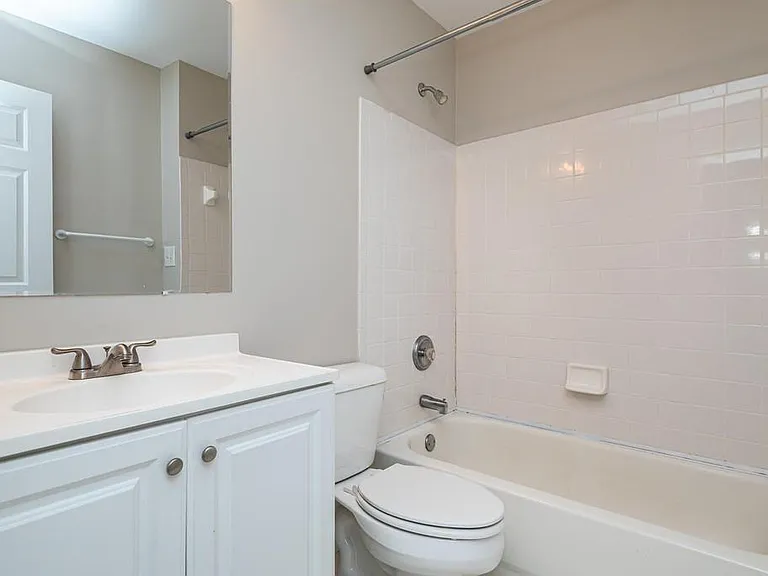 225 Heritage Lake Dr — Photo 78